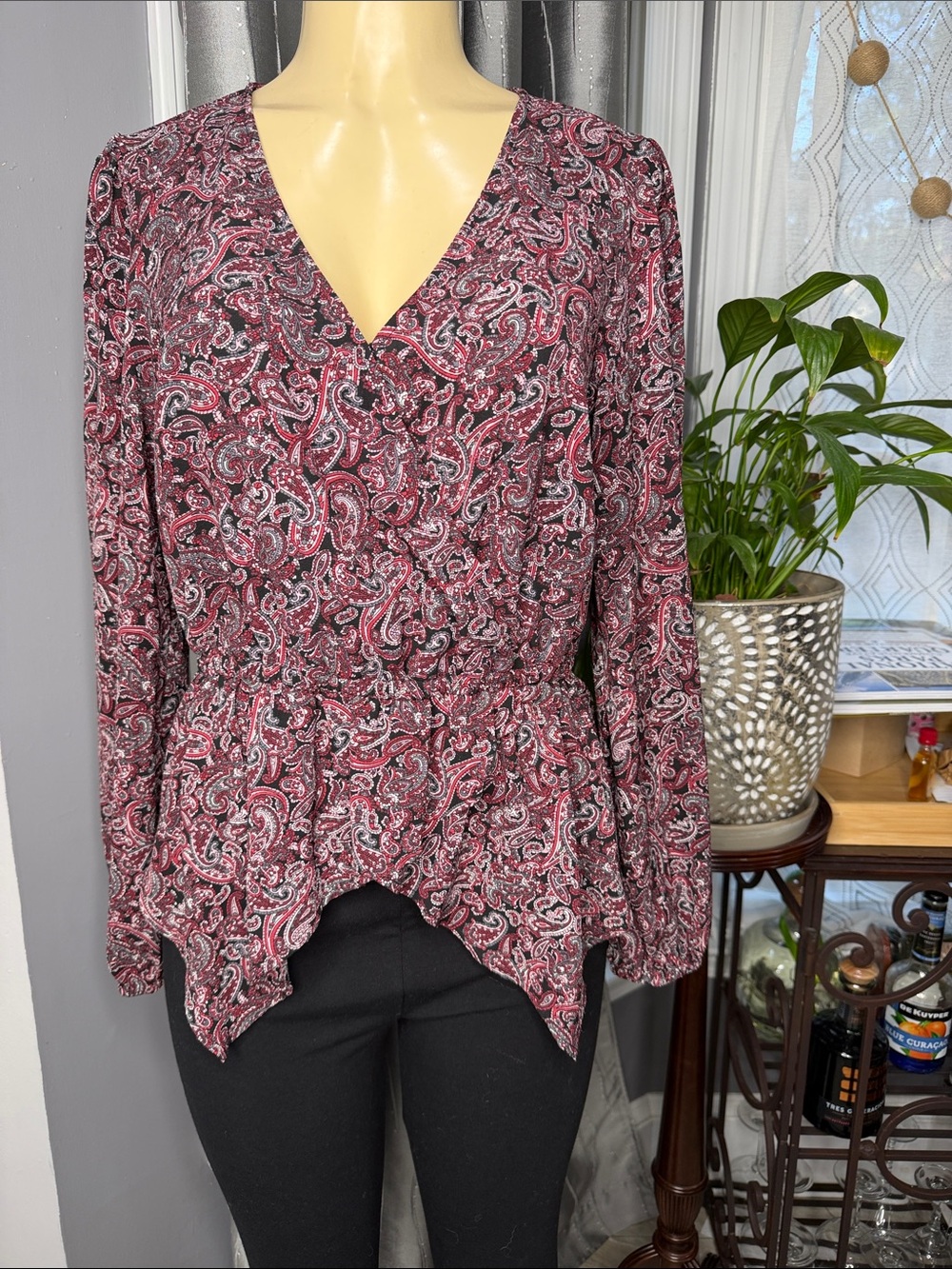 Michael Kors Women's Sz M Paisley V-Neck Peplum Blouse